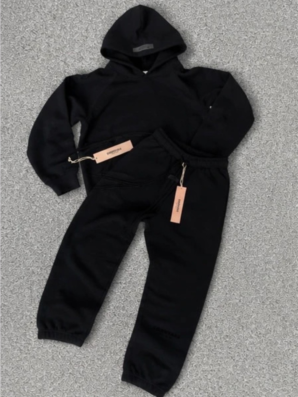 New Black Hoodie plus Sweatpants with dust bag